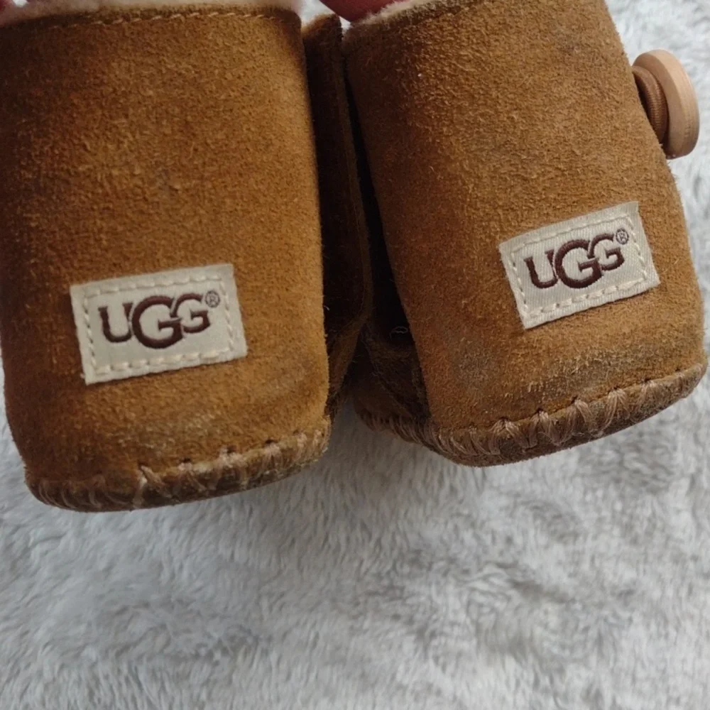 UGG Infant Lemmy II Bootie Chestnut Suede Size 2/3